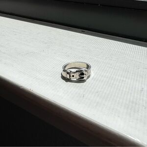 James avery RETIRED buckle ring